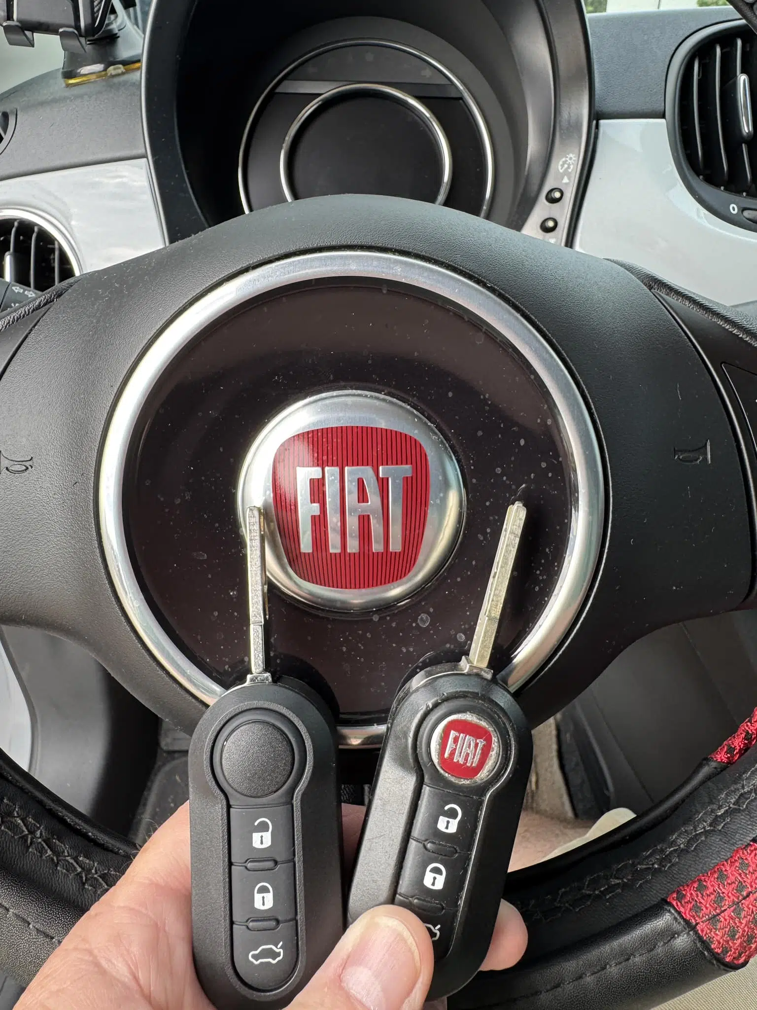 We cut and programmed new keys for this Fiat. We cut and programmed new keys for this Fiat.